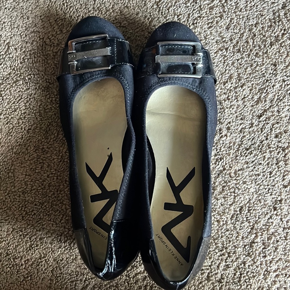 Anne Klein Sport Black Cloth And Leather shoes.